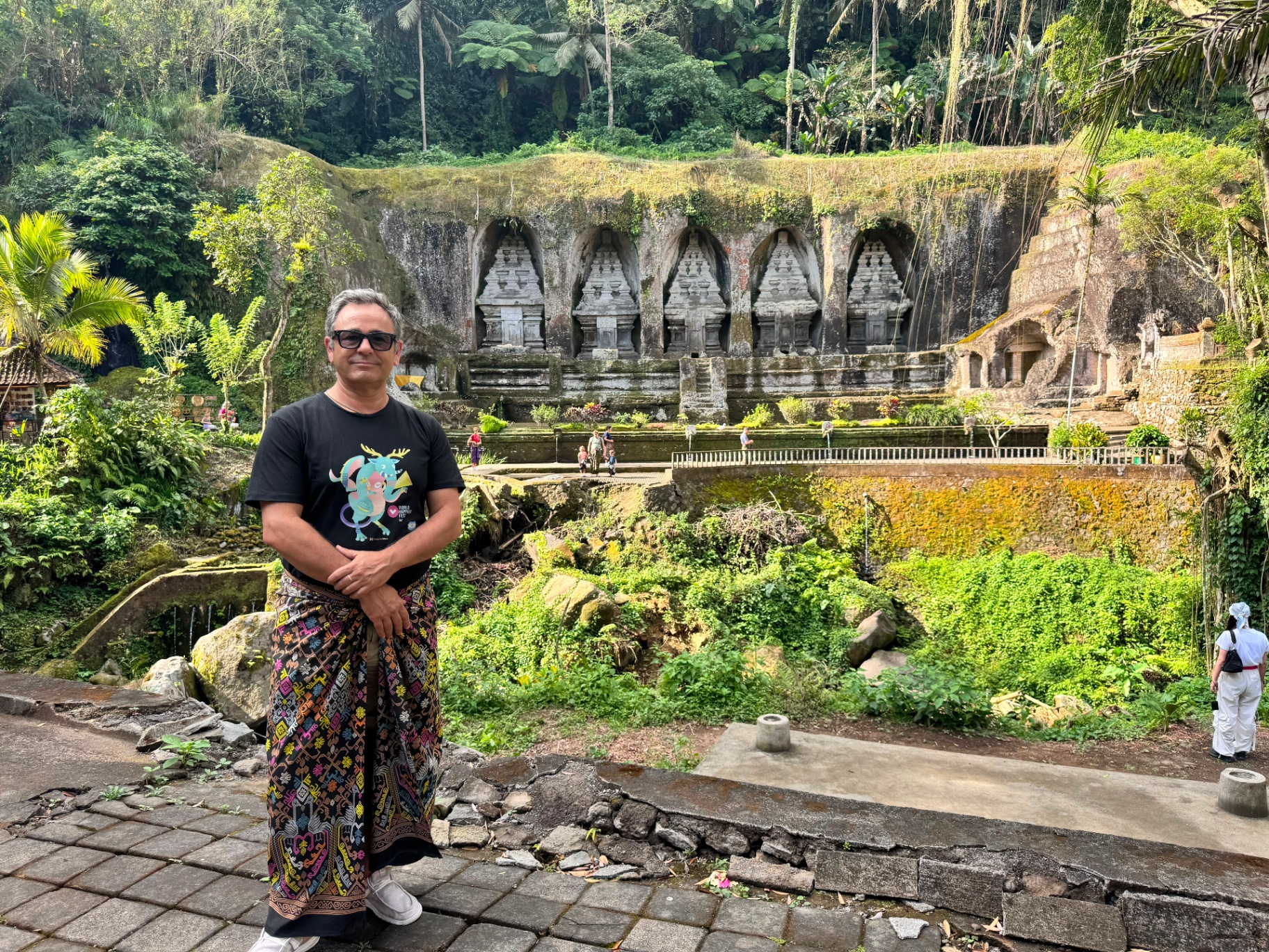Luis at the Gunung Kawi rock-cut shrines
