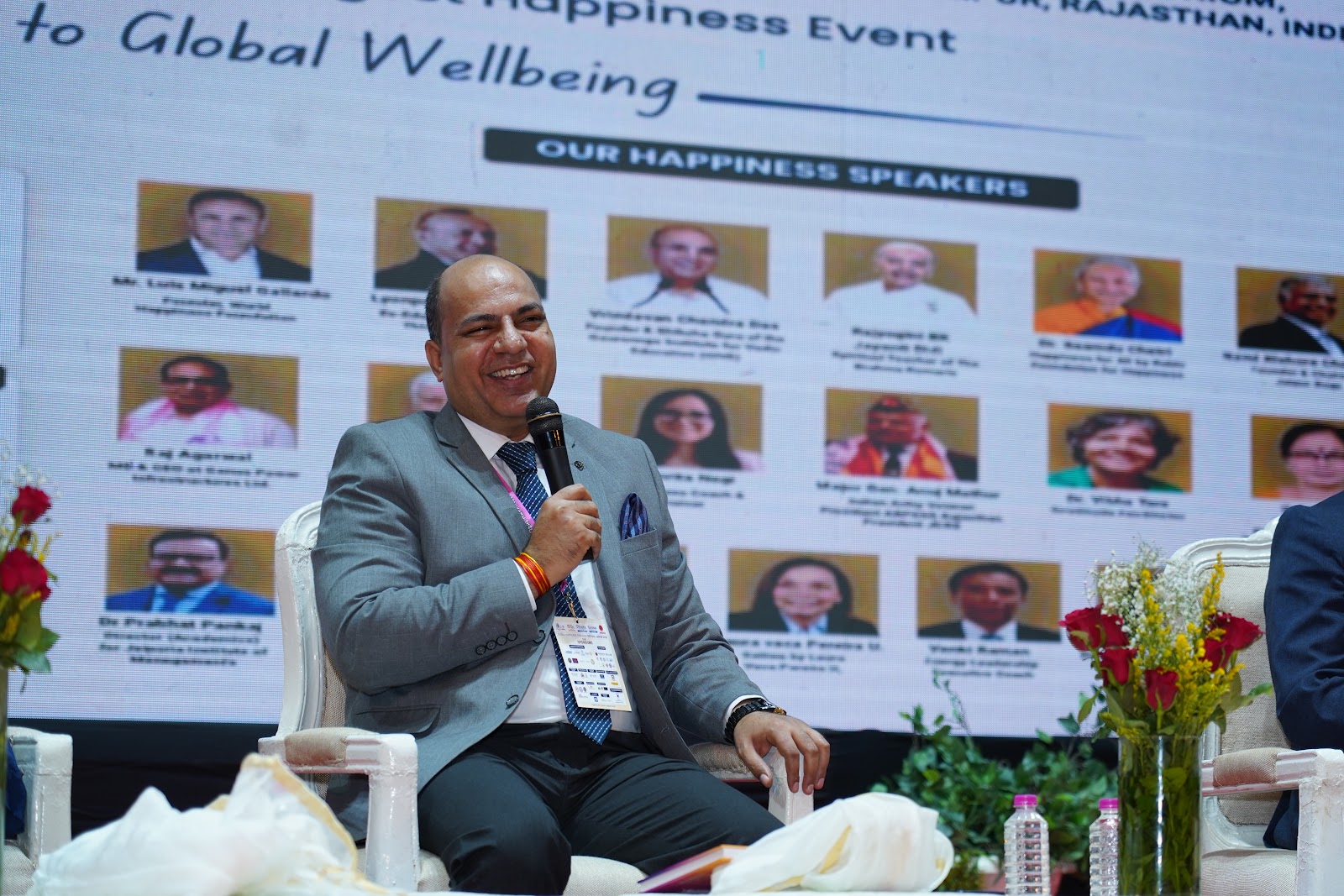 El Dr. Daneshwar Sharma en el panel